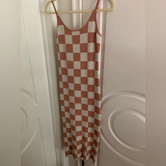 Dresses | Orange White Checkered Knit Midi Dress Size Small | Poshmark